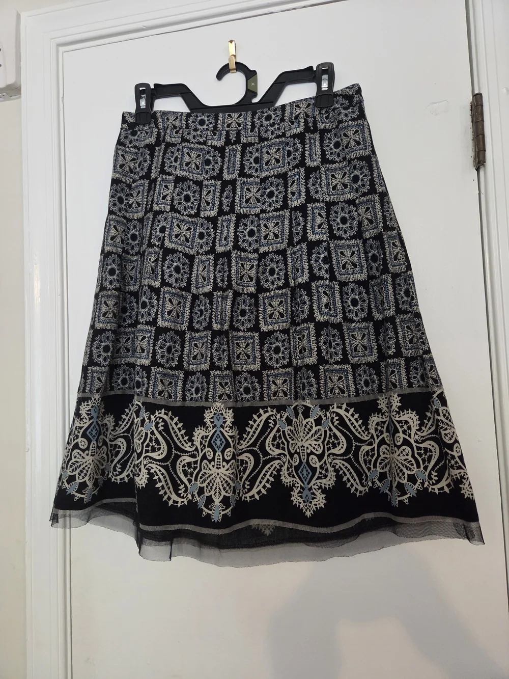 Ann Taylor LOFT Geometric Tile & Damask Border A-Line Skirt